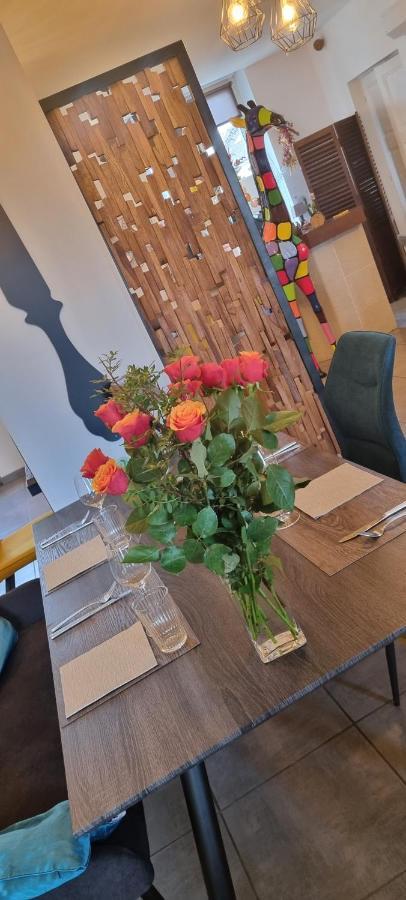 Hotel Le 6 3 Home Port En Bessin ภายนอก รูปภาพ